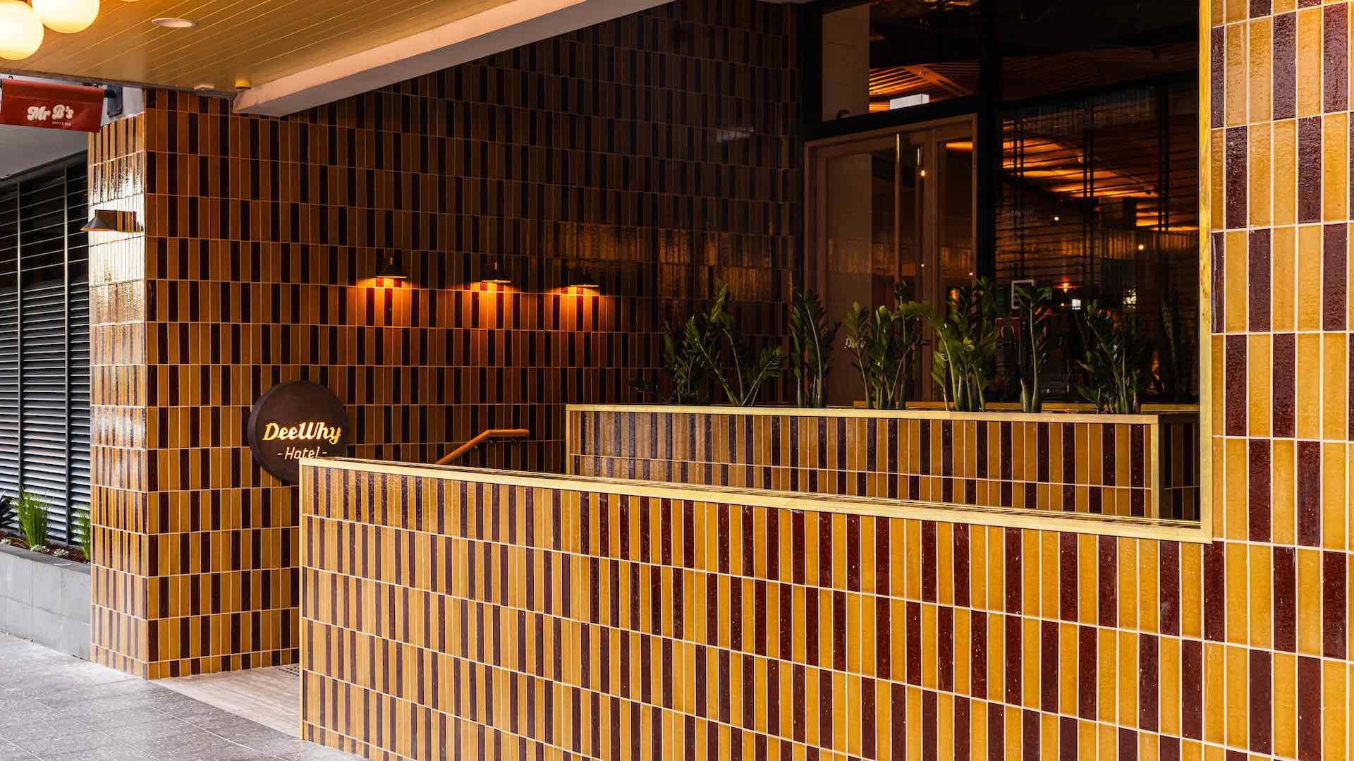 Dee Why Hotel