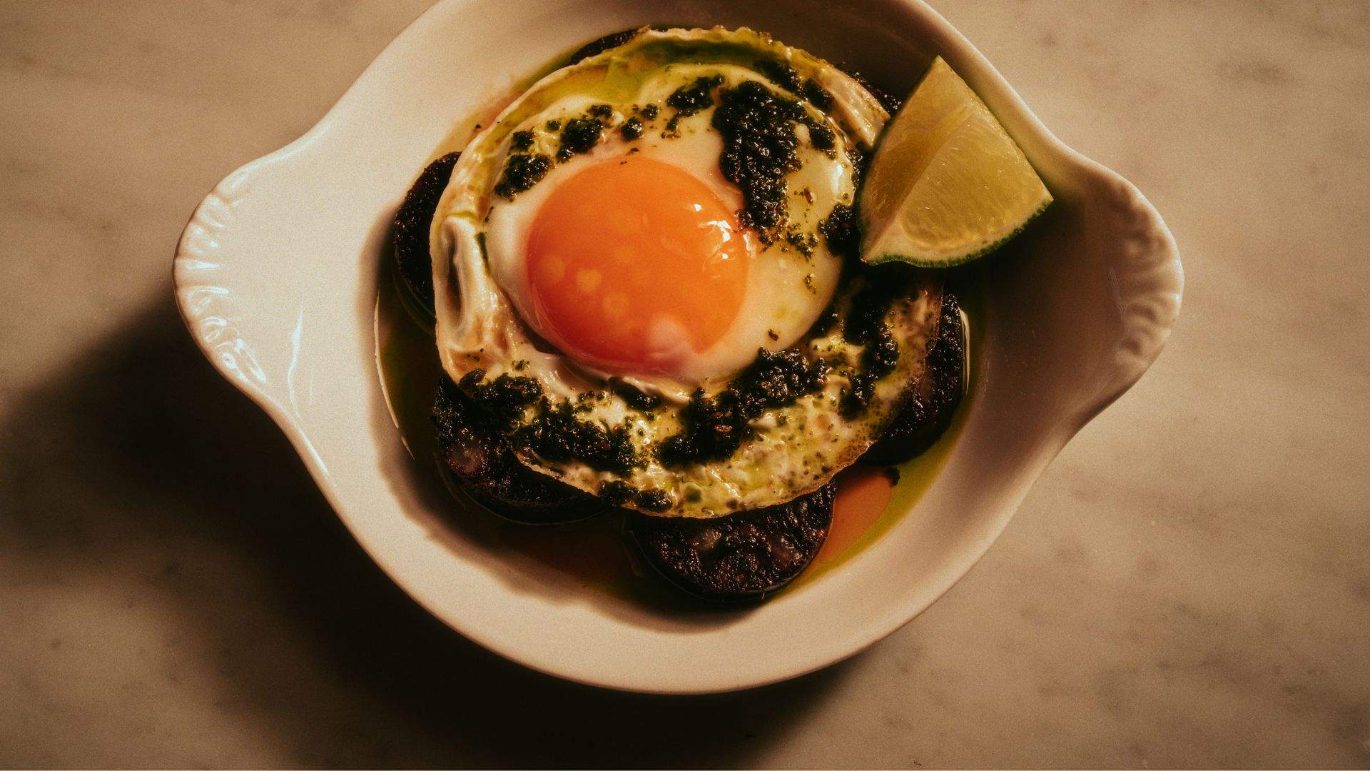 Joe's Tavern, Restaurant & Bar