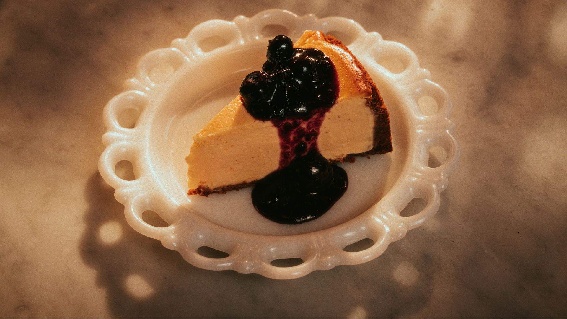 Joe's Tavern, Restaurant & Bar