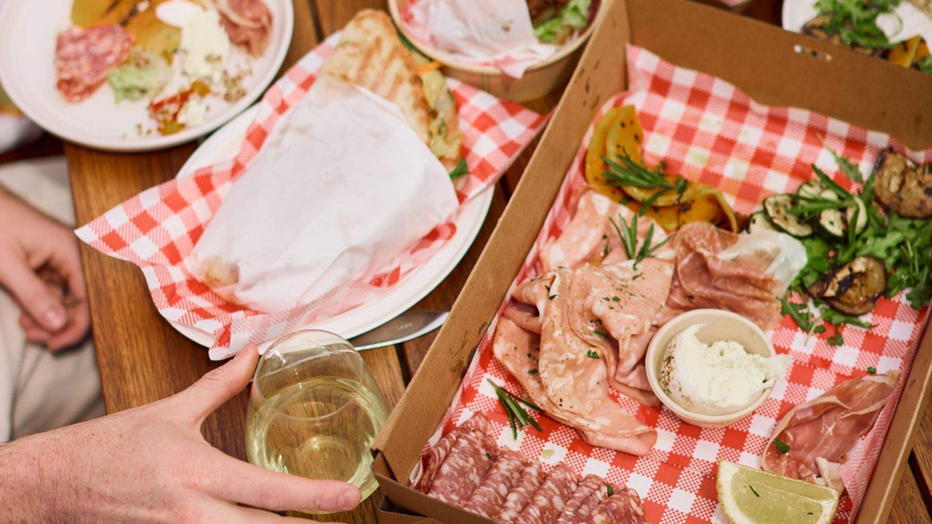 Gigi's Piazza, Red Hill Estate