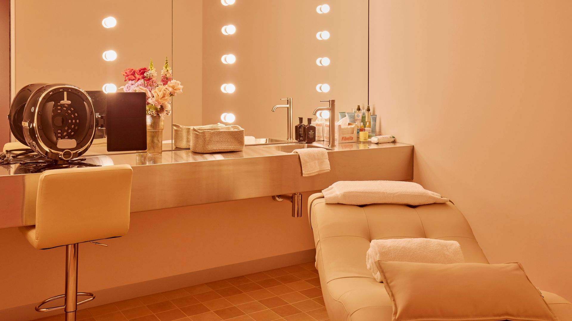 Now Open: This Pink Beauty Bar Is Serving Up Pocket-Friendly Makeup and Skincare Services on High Street