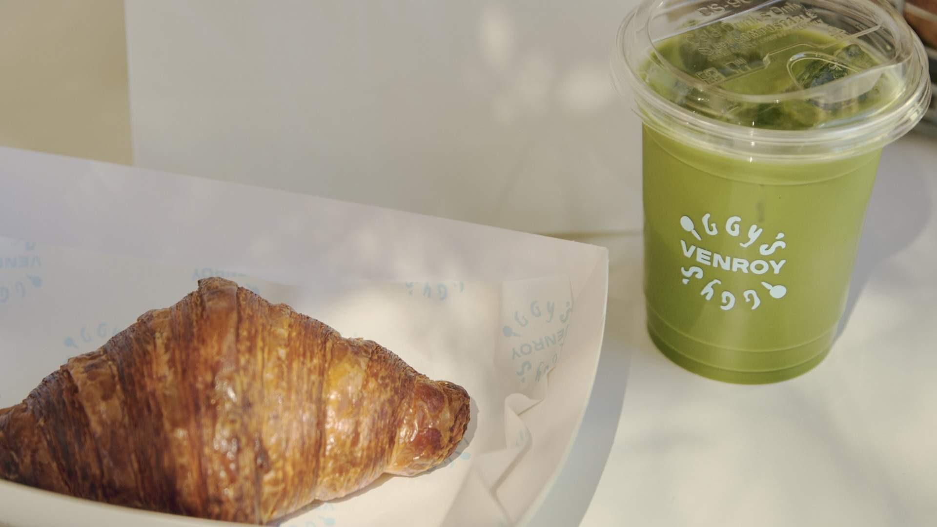 Iggy's and PIÑA Takeover at Venroy