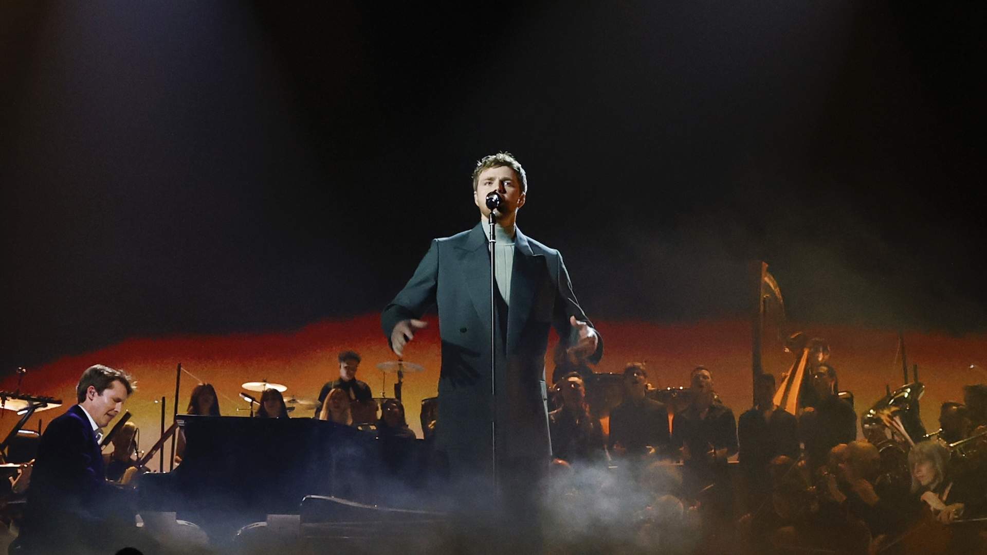 ICYMI: Grammy-Nominated Artist Alex Warren Is Playing Arena Shows Across Australia and New Zealand