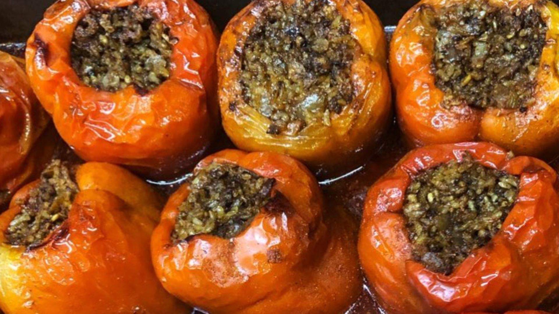 Stuffed peppers, Chevapi Grill