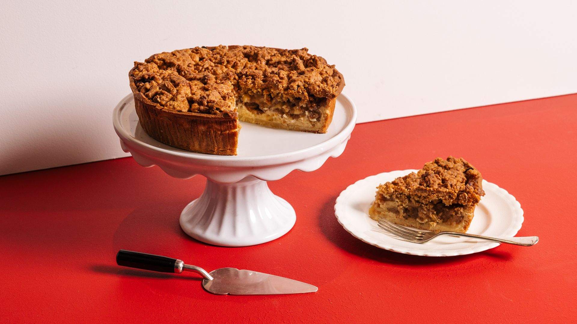 A Sweet Slice of Humble Pie Is the Ultimate Mother's Day Treat Thanks to This Sydney Bakery's Long-Anticipated Creation