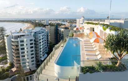 Background image for Avani Mooloolaba Beach Hotel Is the Sunny Coast's Newest Destination for Rooftop Cocktails, Nostalgic Dining and Sun-Drenched Escapes