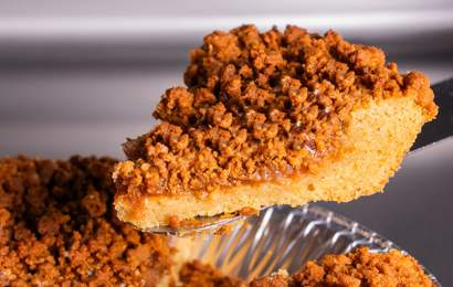 Background image for Messina Is Back with a Bake-at-Home Pie for Winter, with Its Latest Creation Jam-Packed with Biscoff-Infused Dulce de Leche