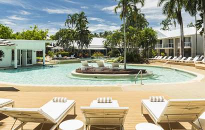 Background image for Seven Easy Coastal Escapes to Book When a Change of Scenery Is Calling