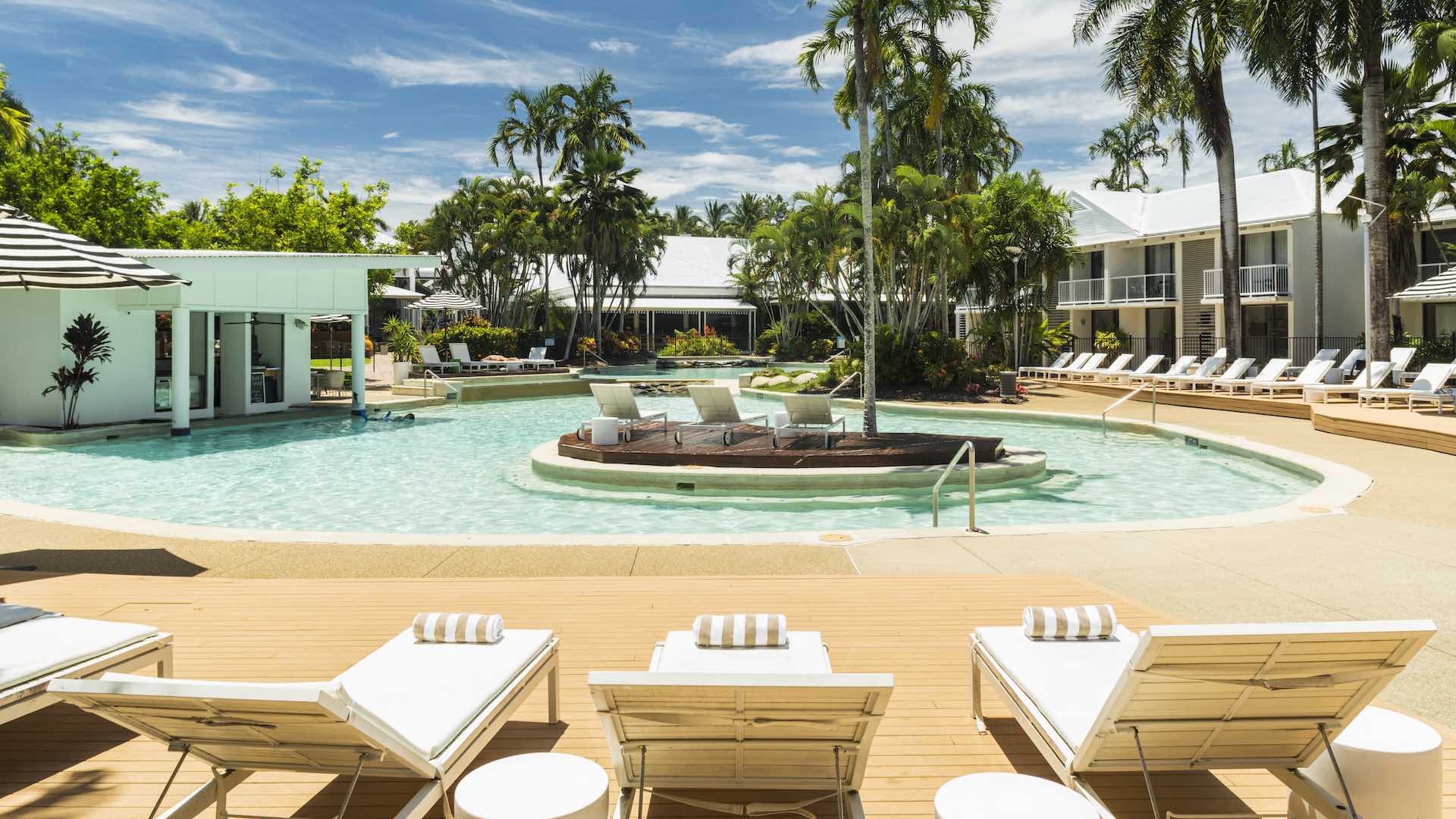 Seven Easy Coastal Escapes to Book When a Change of Scenery Is Calling