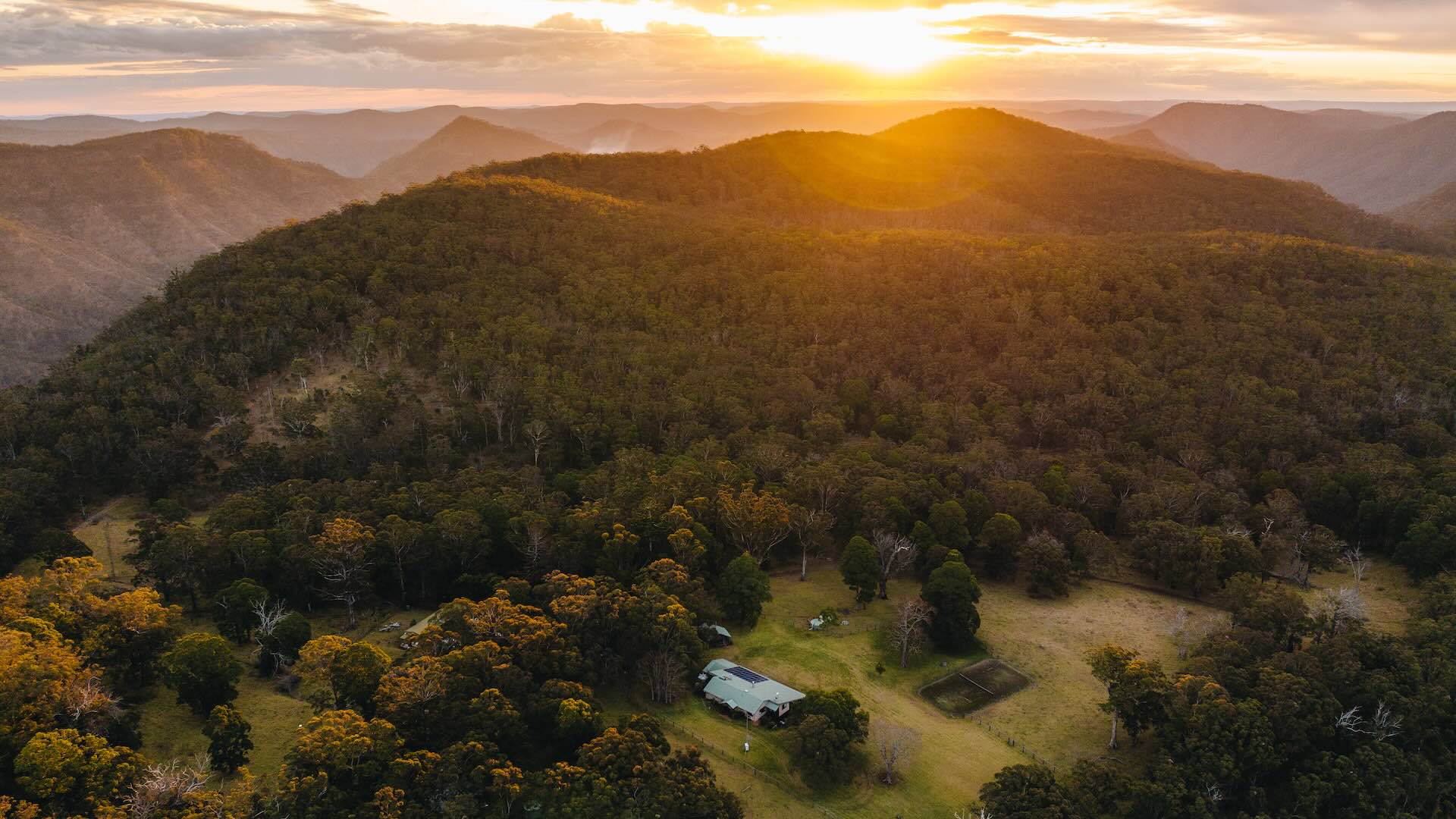 You Can Walk Queensland's Scenic Rim Trail On a New Self-Guided Package With Luxury Eco Stays