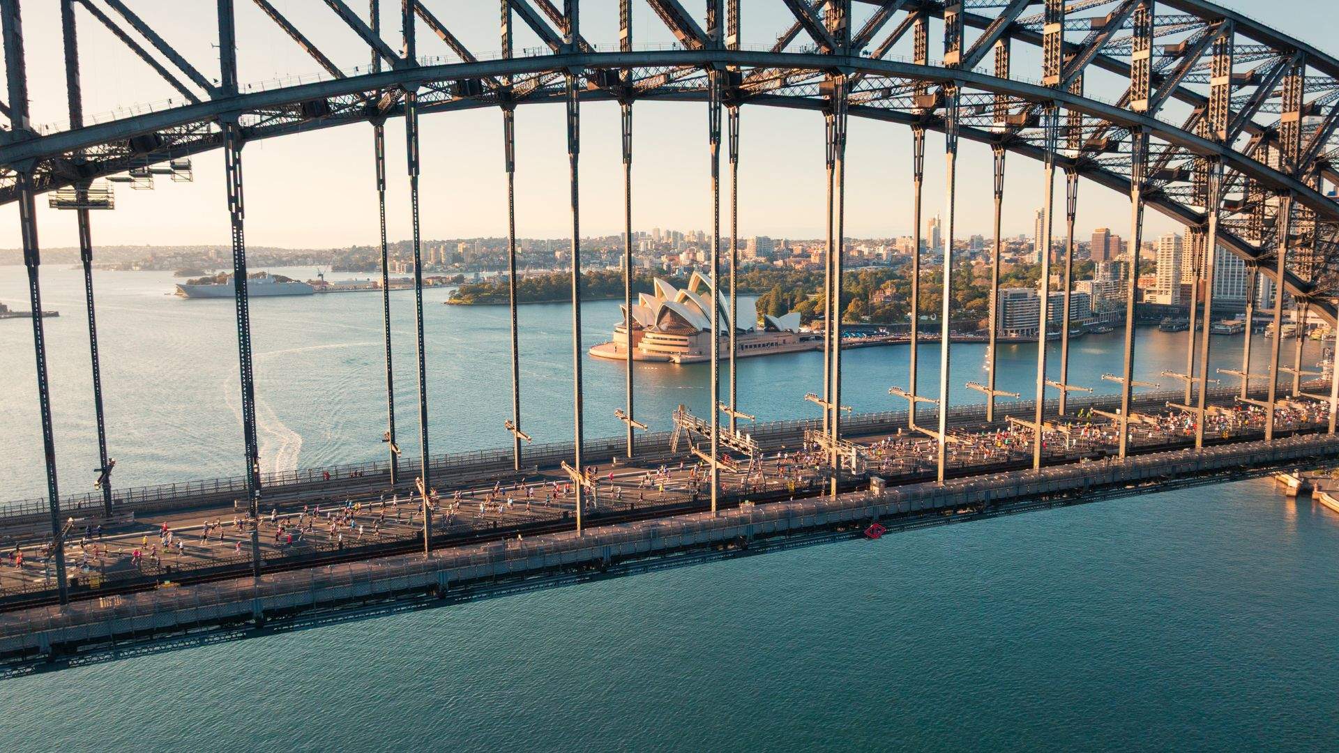 A Non-Runner's Guide to Partying Your Way Around the TCS Sydney Marathon