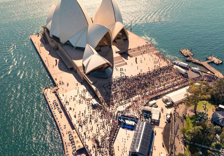Background image for A Non-Runner's Guide to Partying Your Way Around the TCS Sydney Marathon
