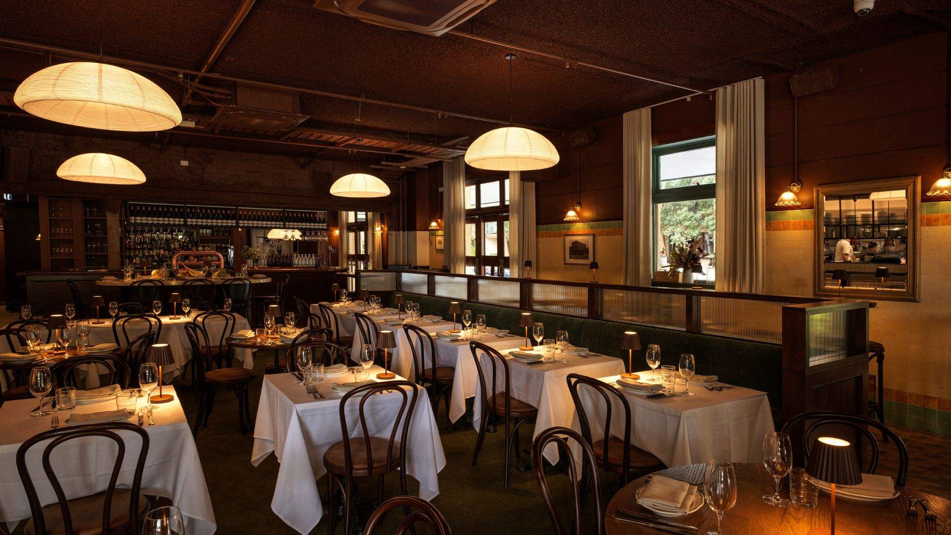 The Kurrajong Hotel - Park Street Bistro