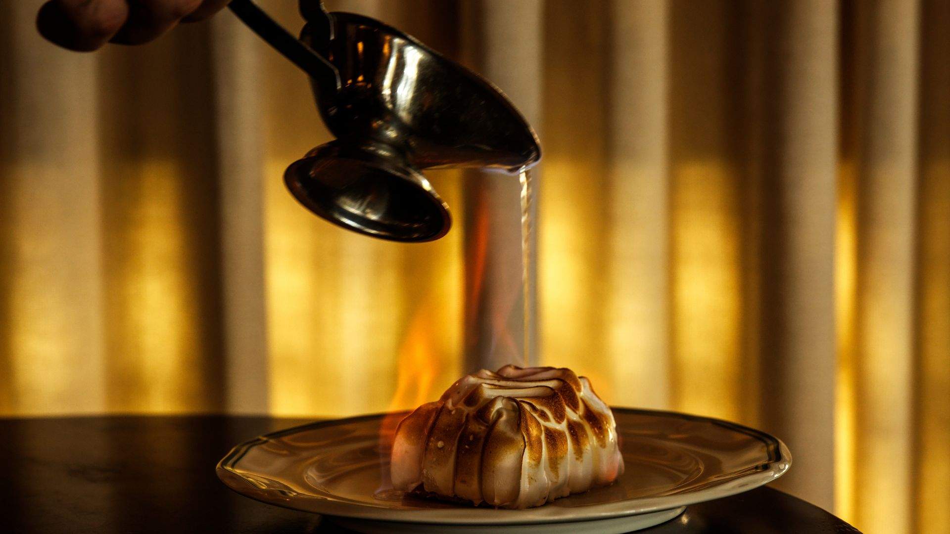 The Kurrajong Hotel - Park Street Bistro