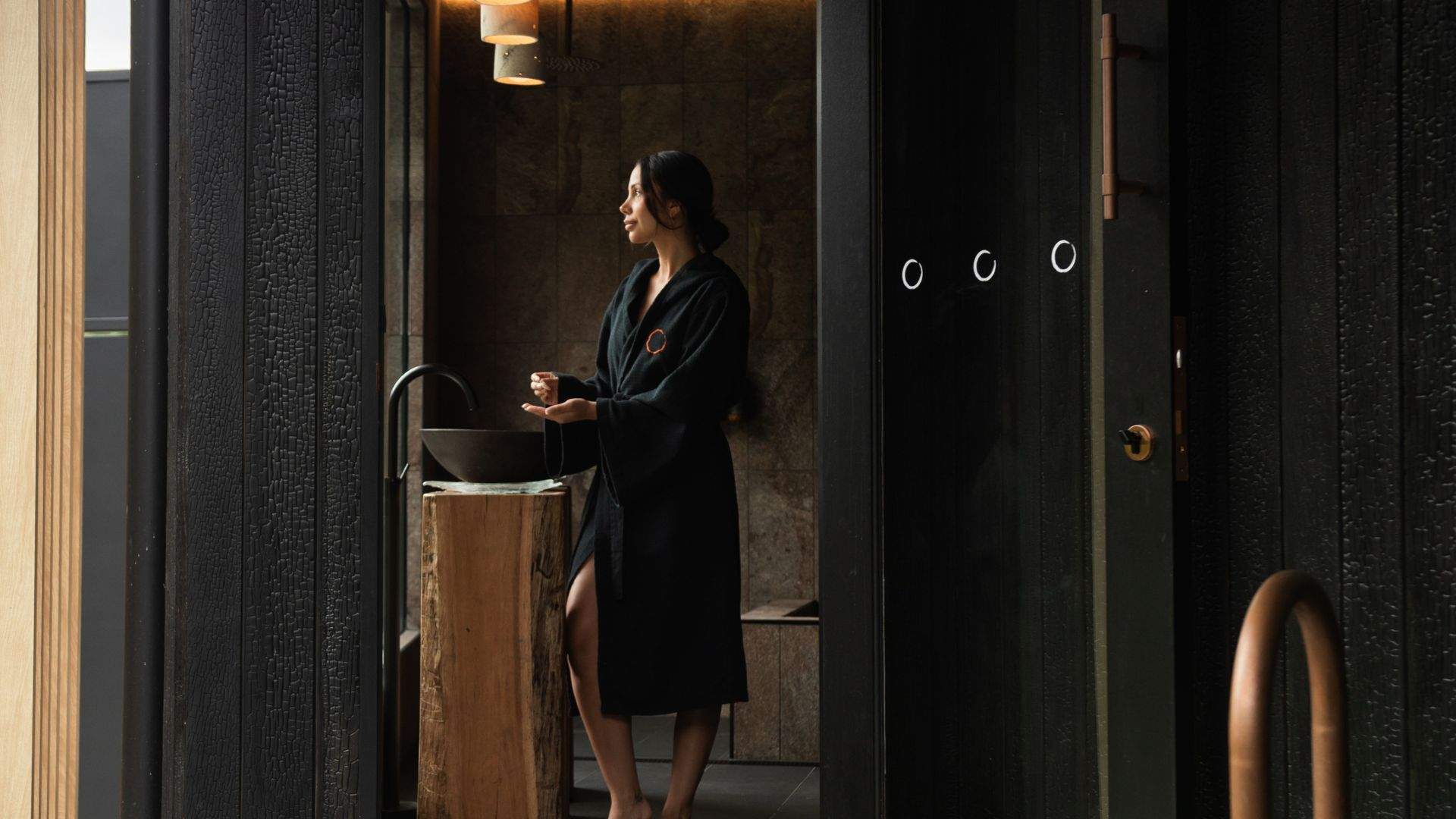 SOL Elements, Australia's First Floating Bathhouse, Unveils Sound Healing, Tea Ceremonies and a Zen Couples' Sanctuary
