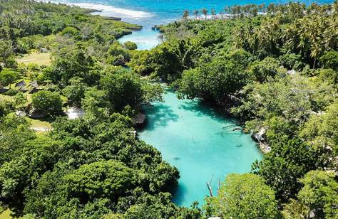 A Guide to Vanuatu: Where to Stay, Eat and Explore Across Efate and Espiritu Santo